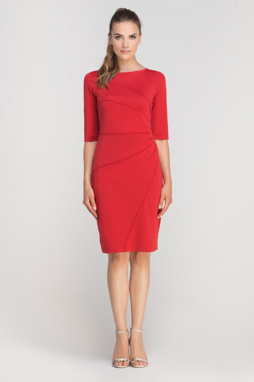 CM3362 Dopasowana sukienka z przeszyciami - czerwona