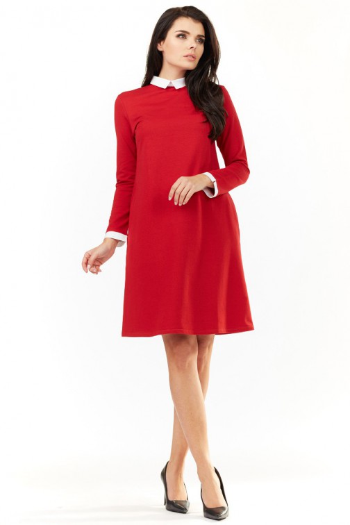 CM3484 Trapezowa sukienka z kołnierzykiem - czerwona
