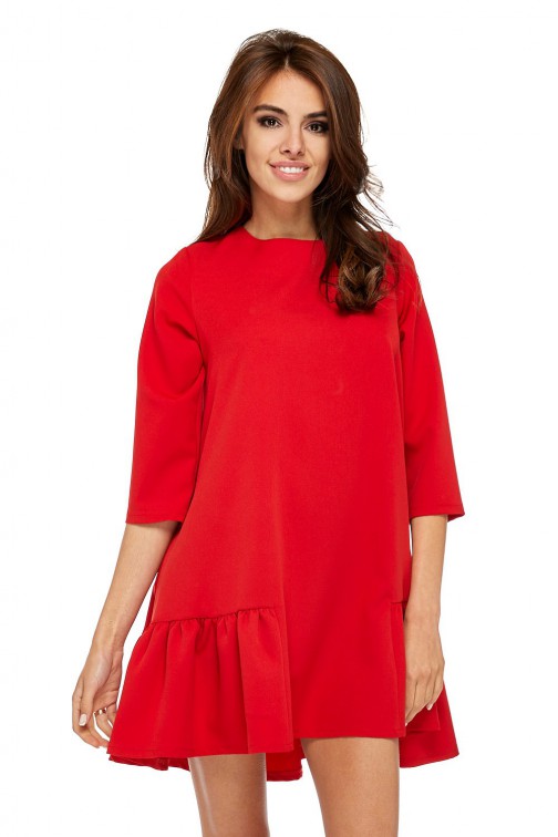 CM3512 Szykowna sukienka z rękawem 3/4 i falbanką - czerwona