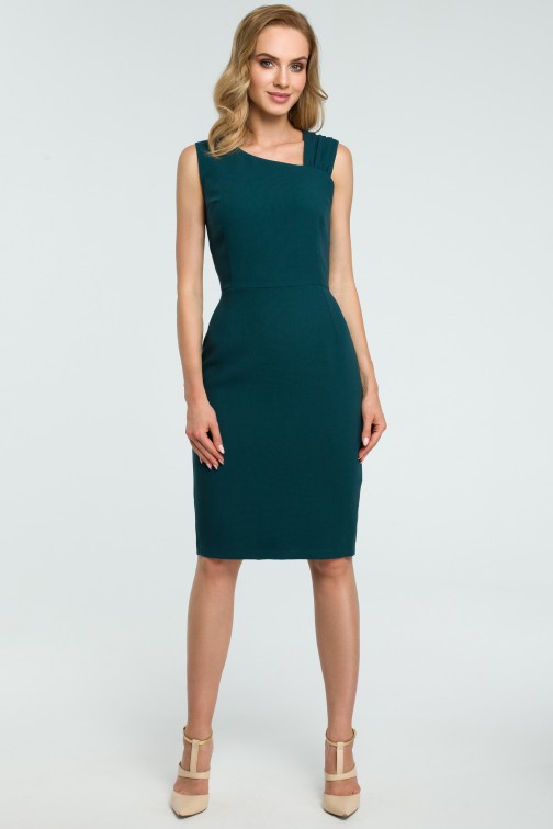 CM3811 Elegancka sukienka ołówkowa z rozcięciem - zielona