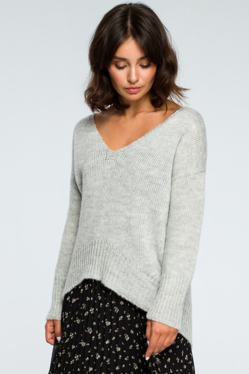 CM3999 Asymetryczny sweter z głębokim dekoltem - popielaty