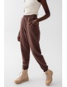 Spodnie dresowe typu jogger - czekoladowe