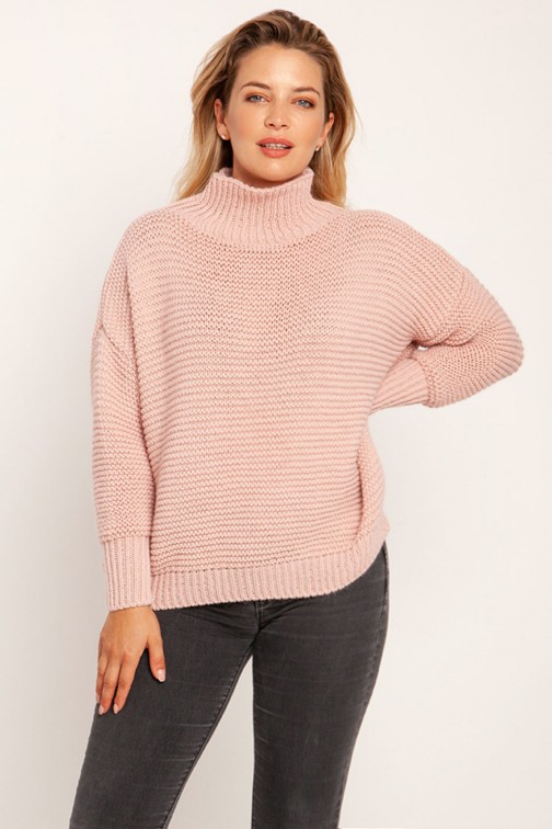 CM6784 Ciepły sweter z golfem - różowy