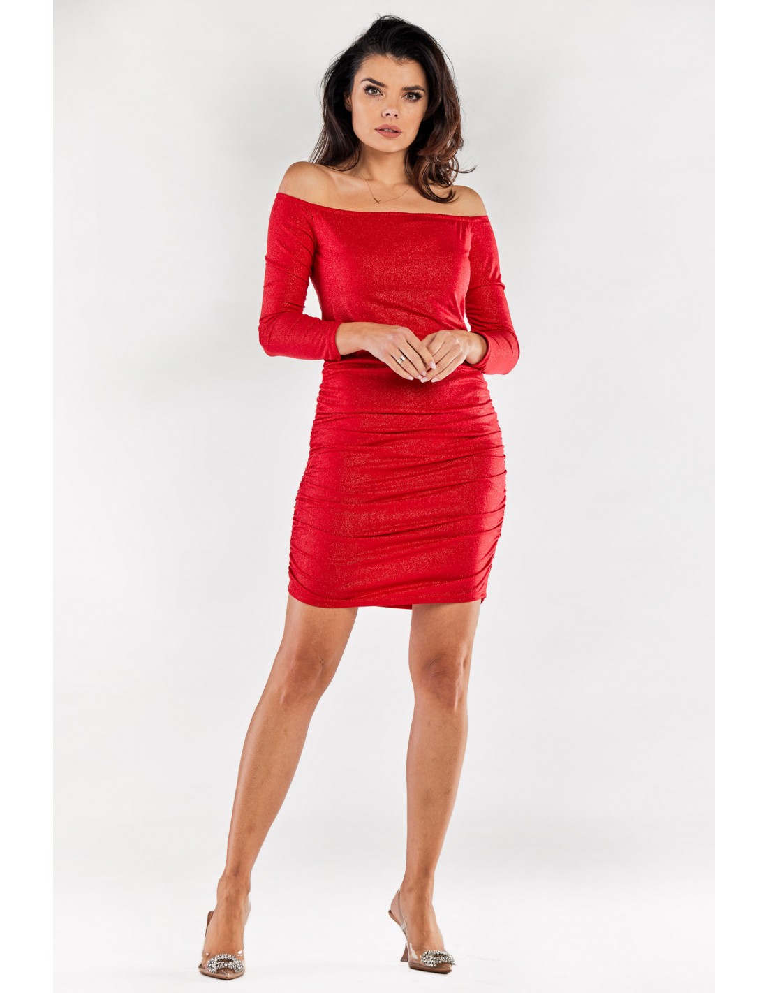 Czerwona dopasowana sukienka mini 
