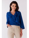 Zwiewna kobieca bluzka z falbaną przy dekolcie - niebieska